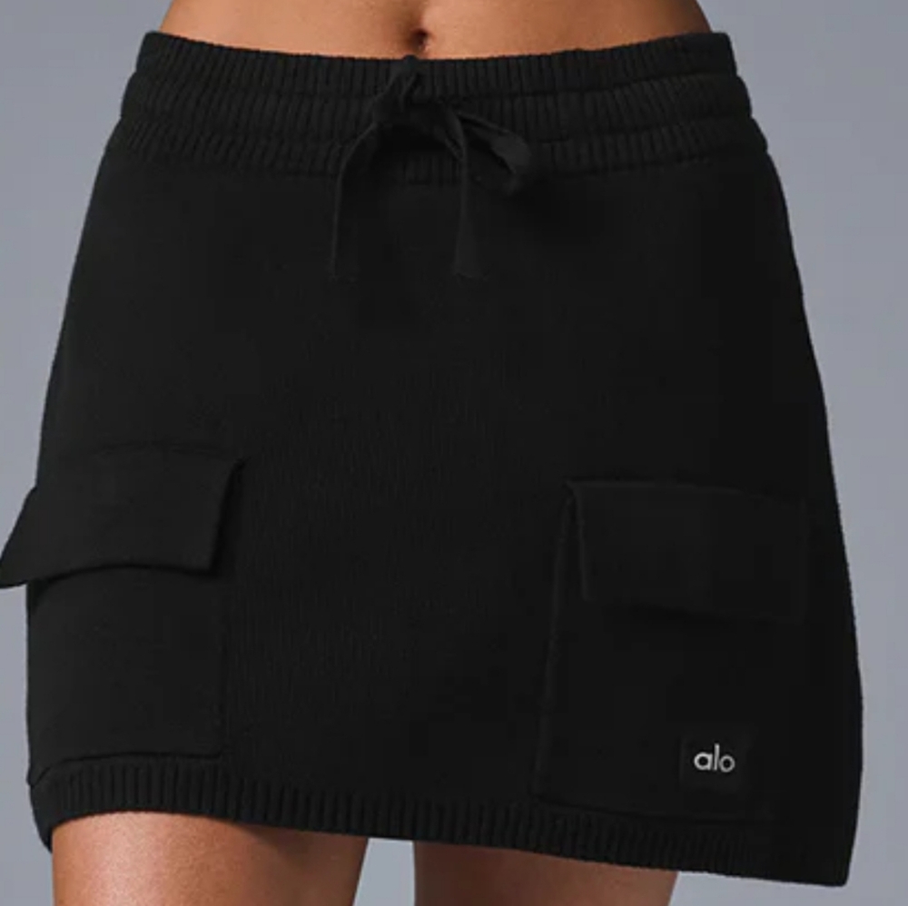 ALO Yoga Black Mini Skirt with Pockets